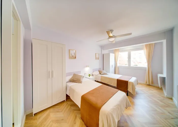 San Lazaro A 5 Min Pabellon Principe Felipe Con Opcion A Parking